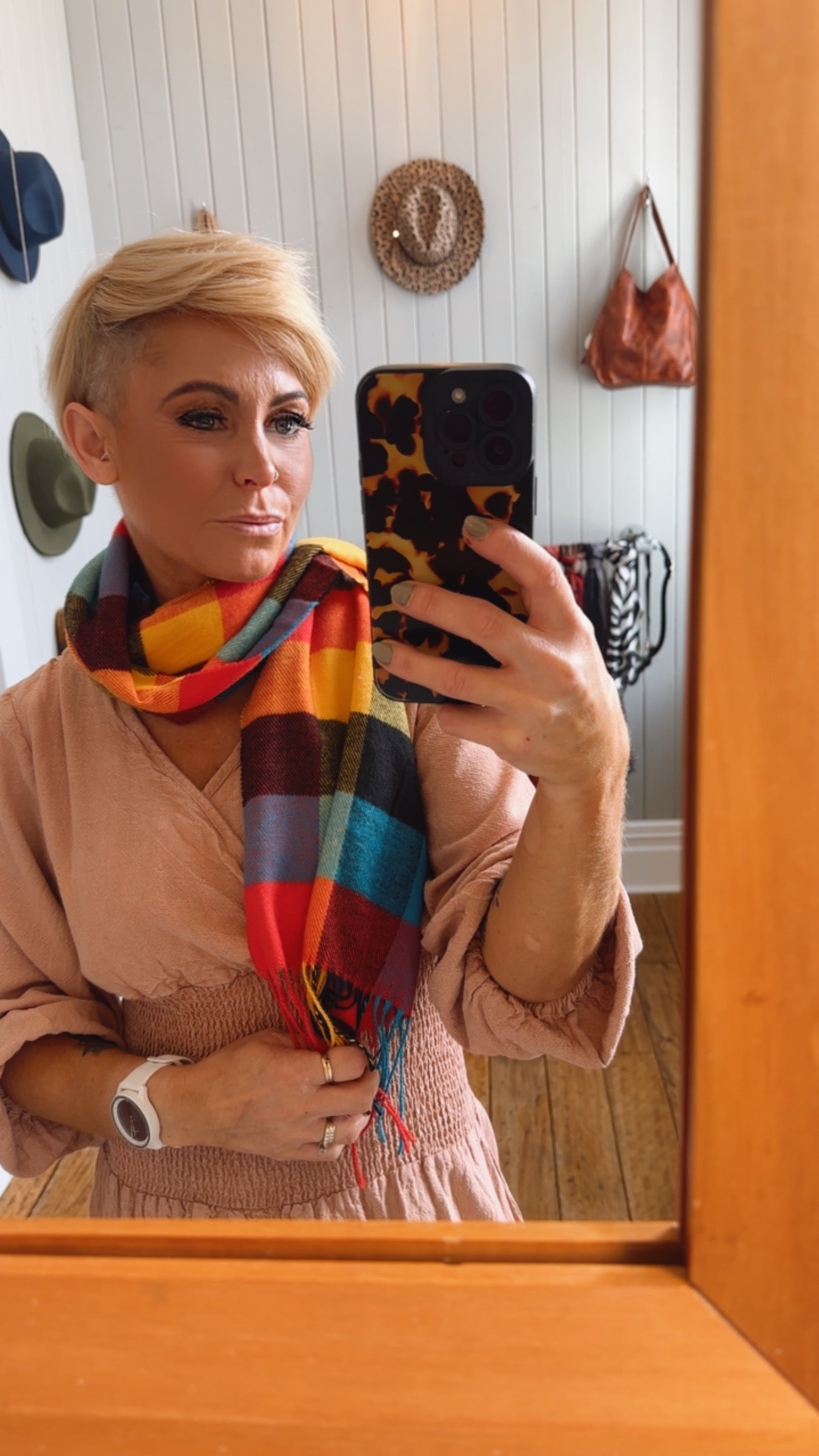 Bright Check Tassle Knit Scarf