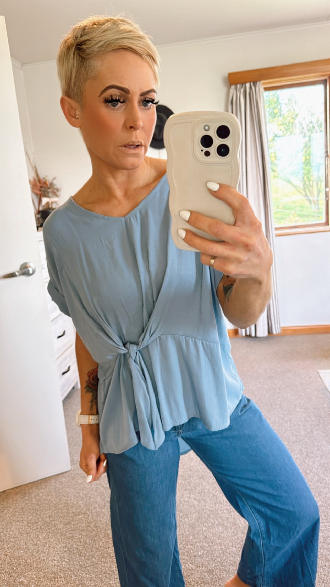 Blue side tie V neck top