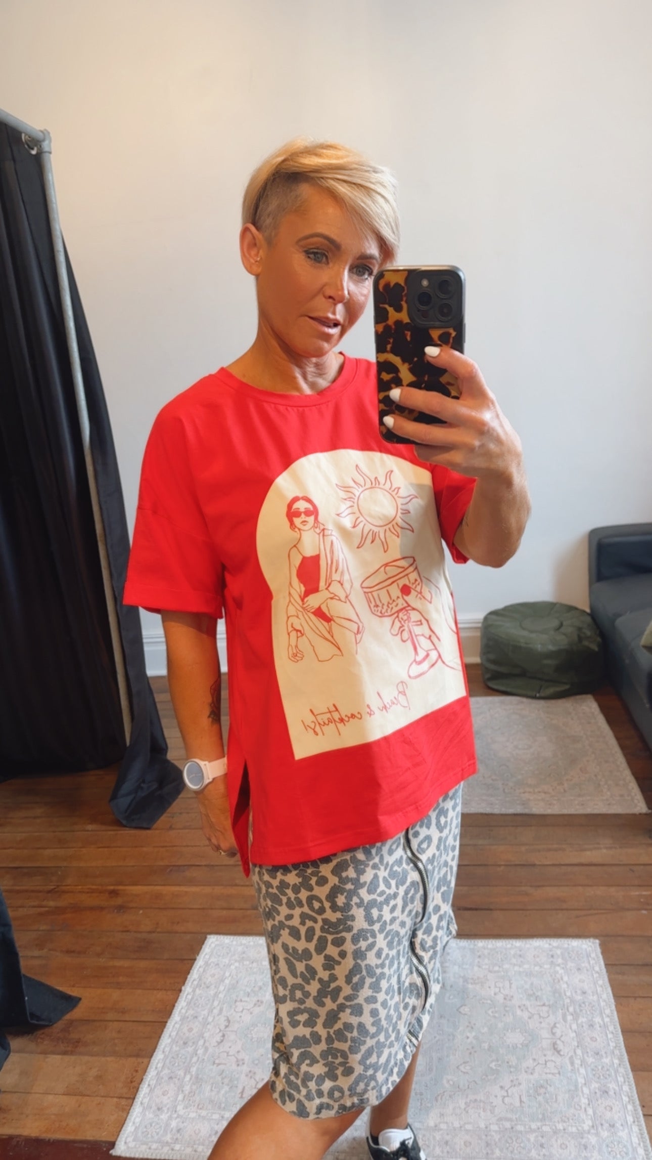 Beach & Cocktail Print Tee Red