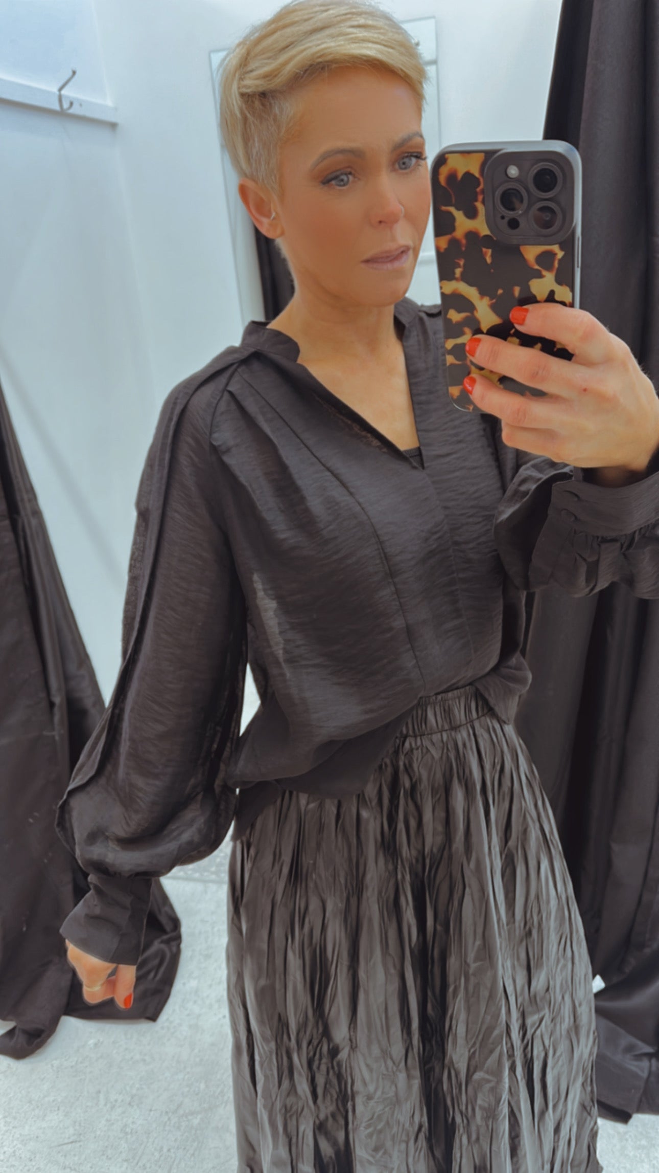 So Instyle Raglan sleeve blouse