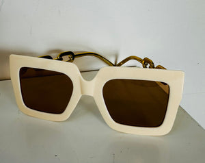 Chain detail square frame sunnies