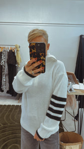 Refuge college zip jumper white