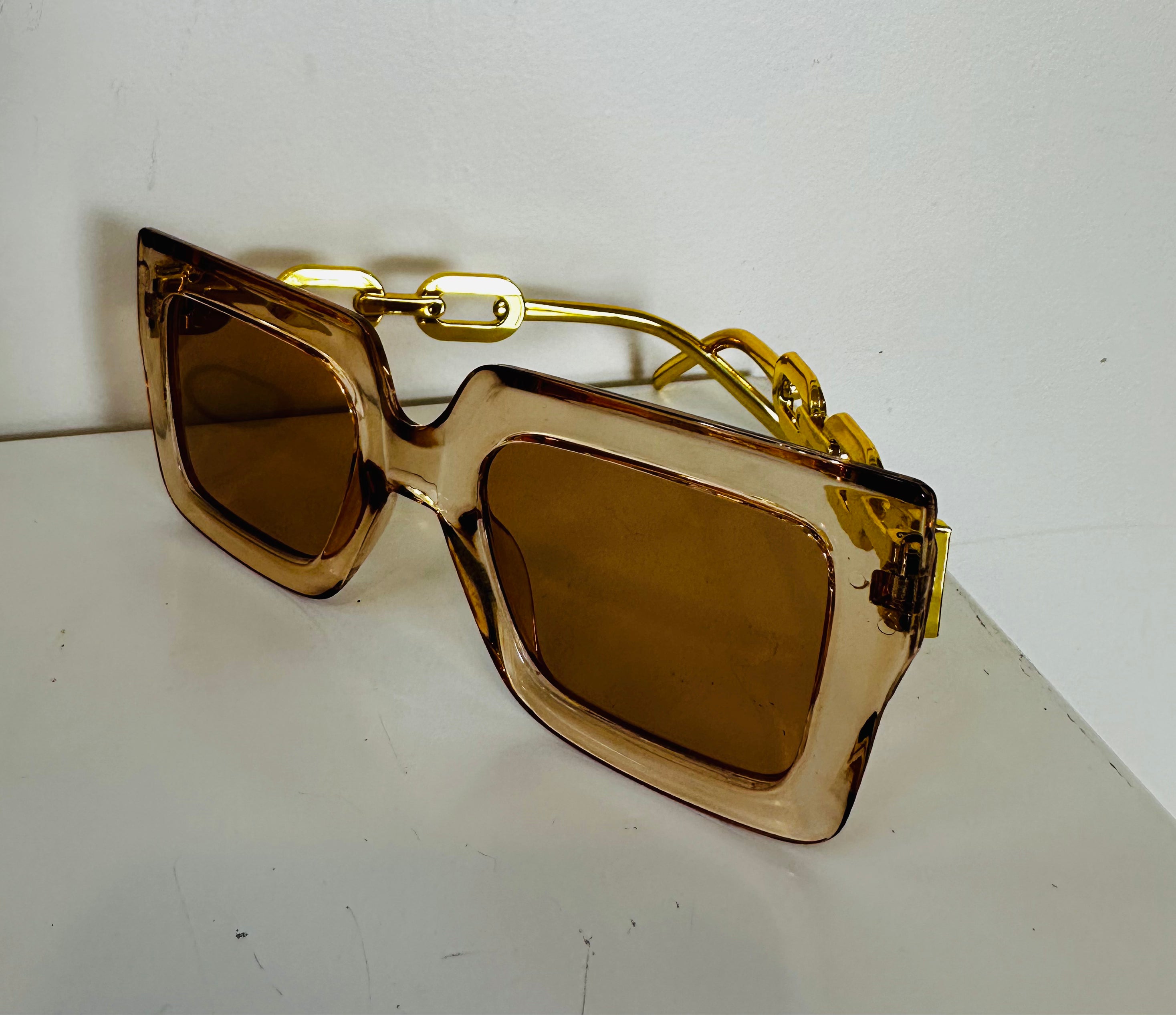 Chain detail square frame sunnies