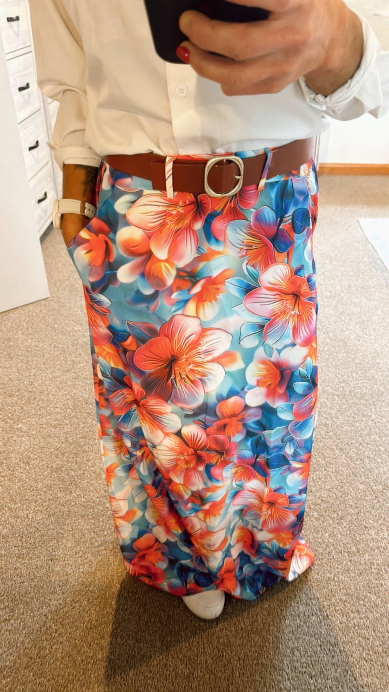 Slant pocket floral print maxi skirt