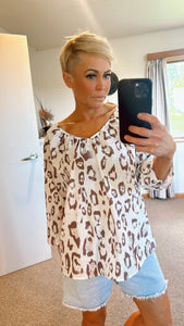 Ruched V neck leopard print blouse top