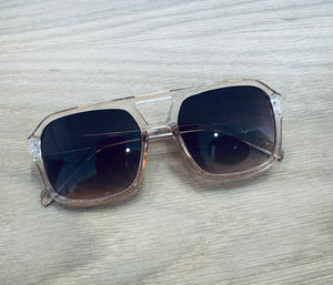 Aviator plastic frame sunnies peach