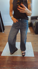 Double Front pocket dark blue stretch cropped jeans