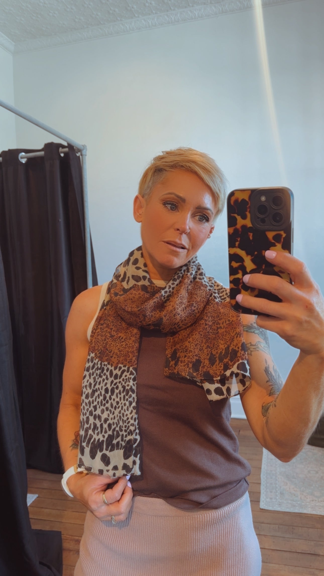 Leopard print lightweight scarf