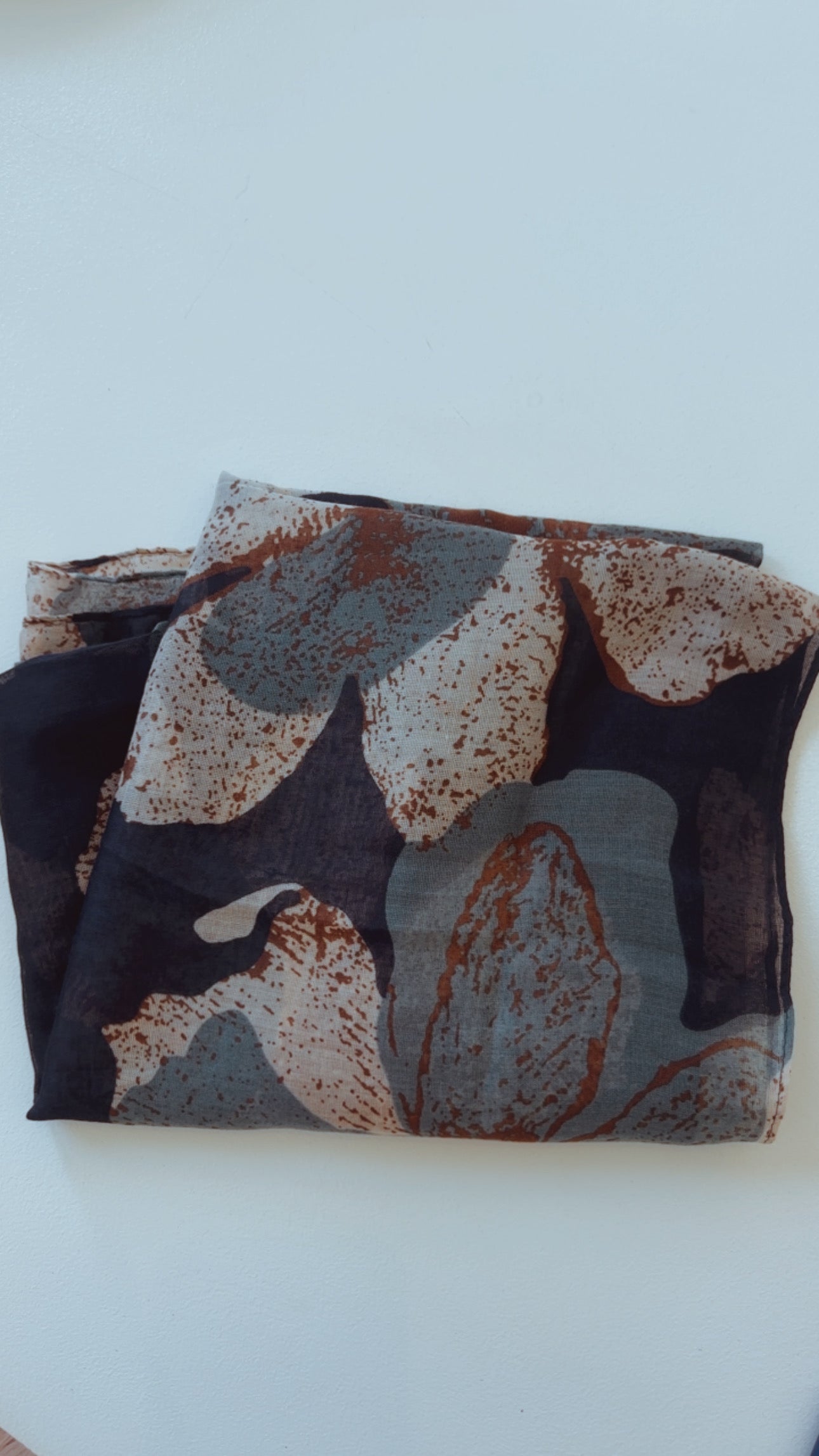 Hibiscus tropical print scarf