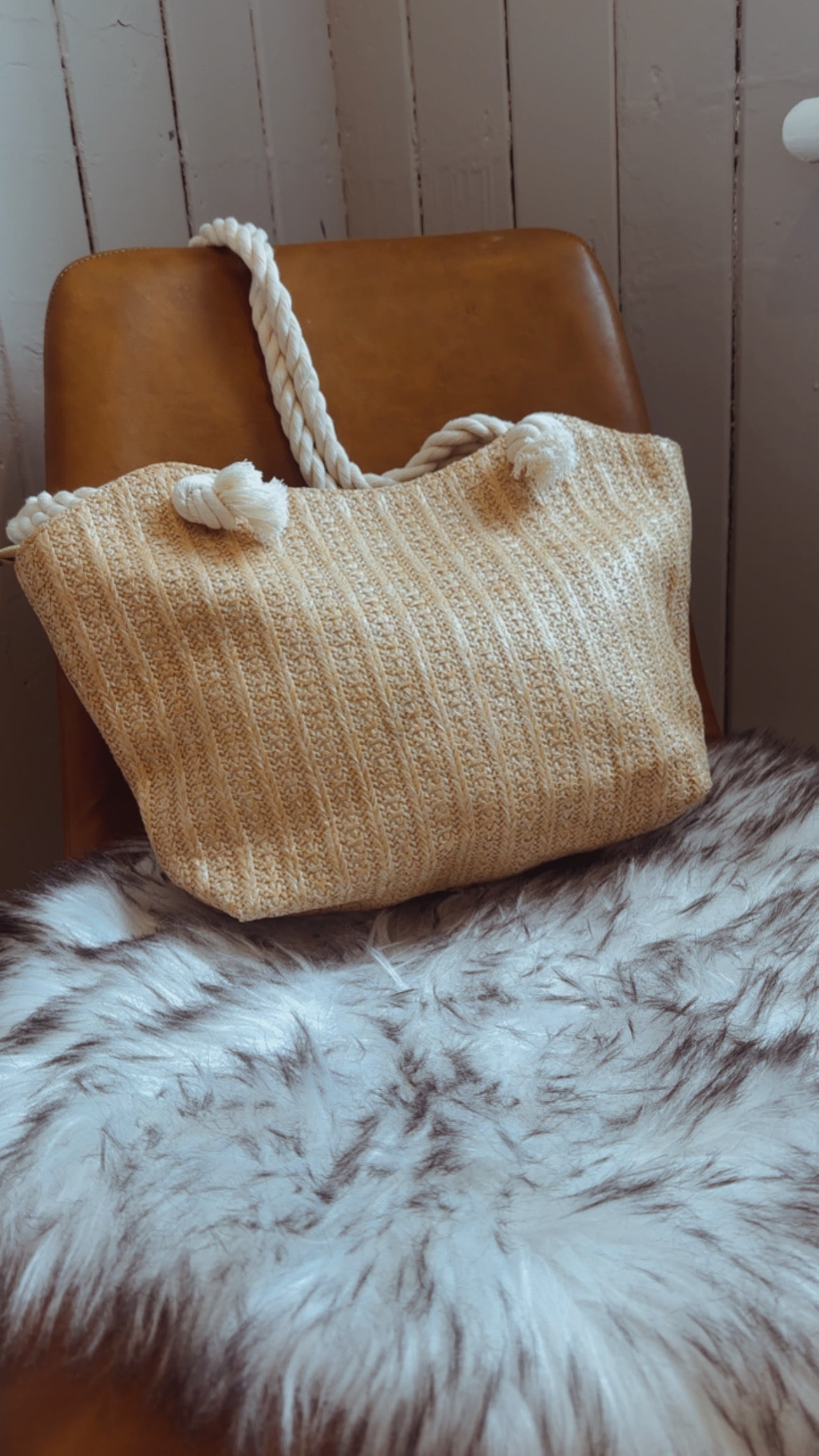 Woven rope tote bag