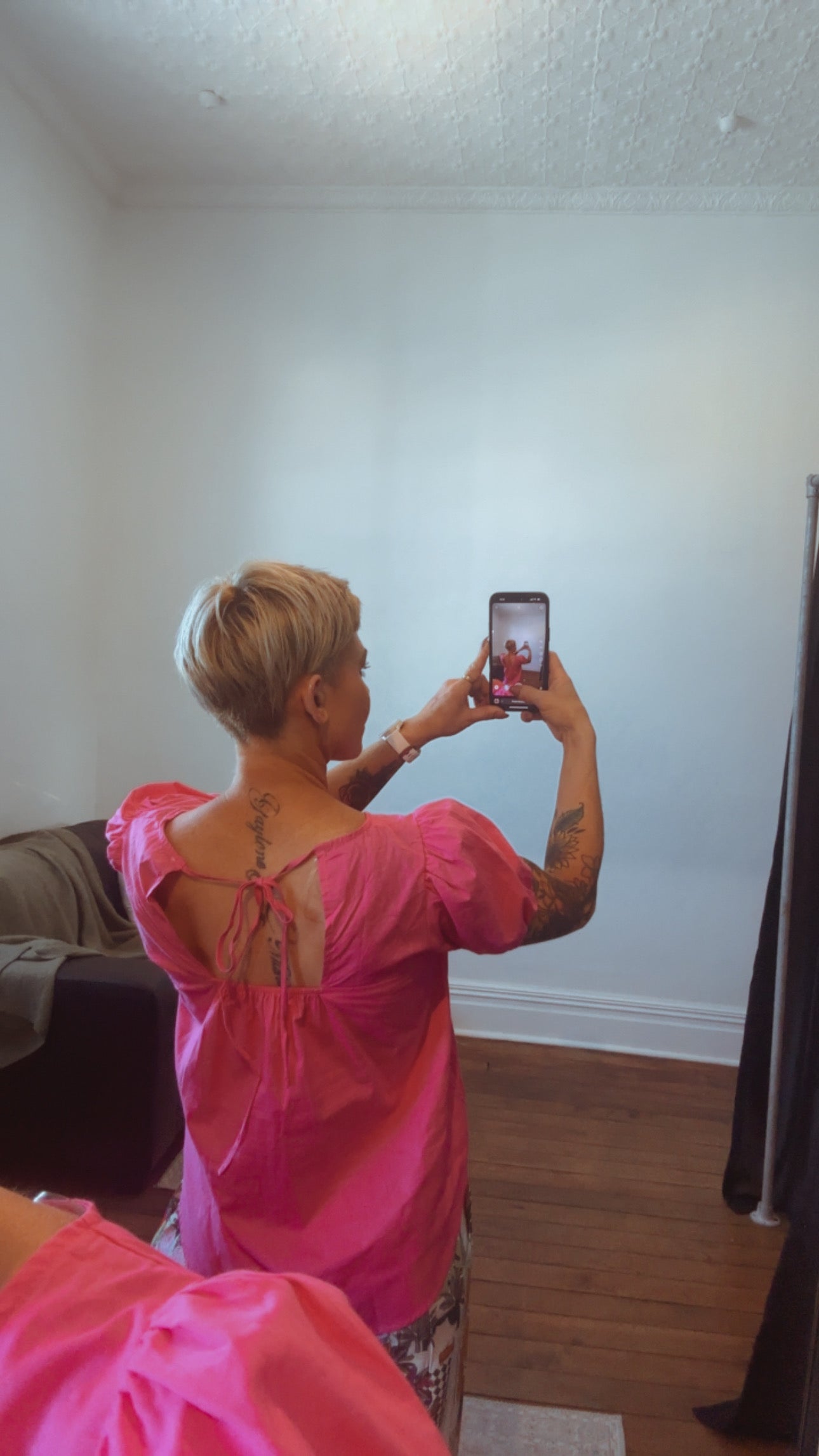 So Instyle Cotton Puff Sleeve Back Hole Top