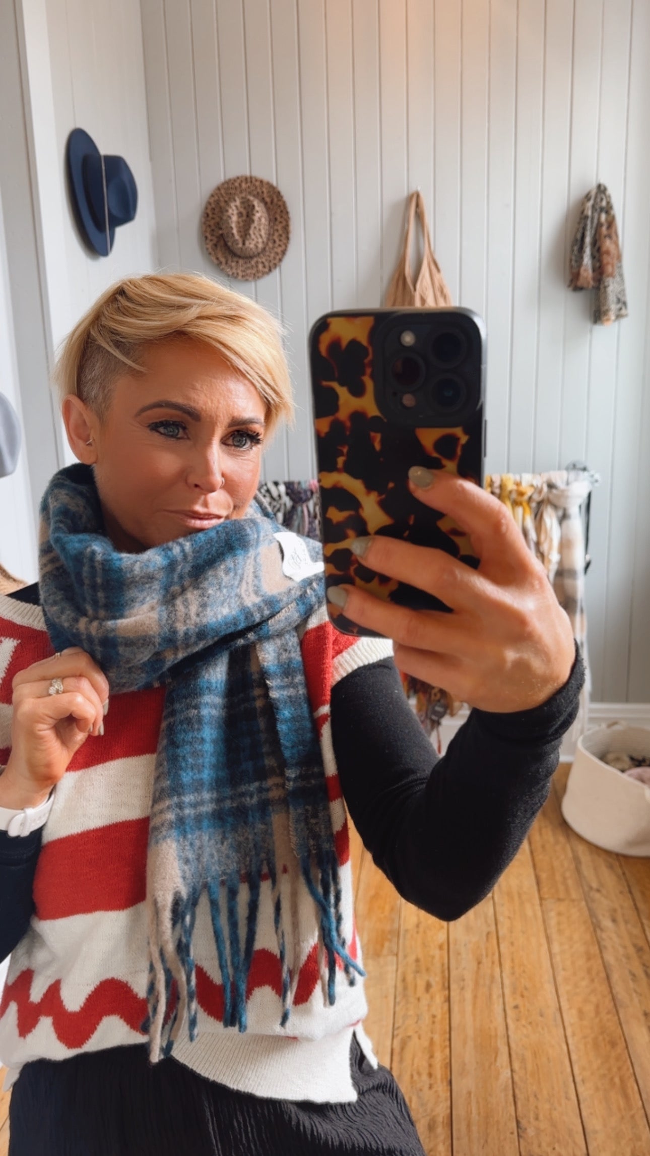 Check Beige & Blue Tassel Scarf
