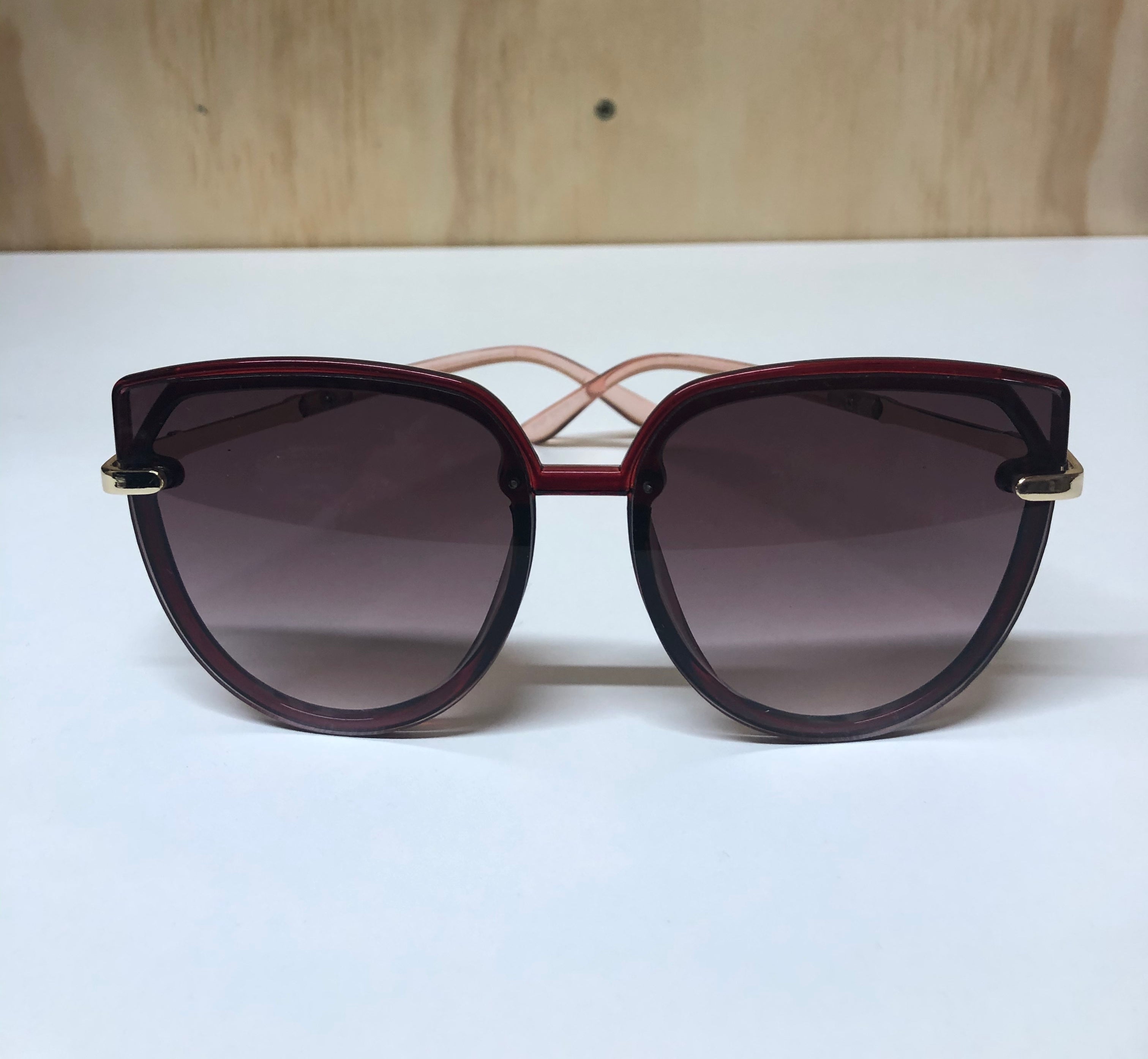 Tinkup Sunnies Cat eye shape high st