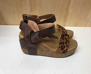 Summer leopard wedge heels