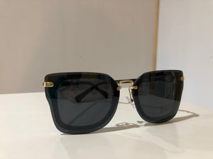 Tinkup Sunnies Square frameless black lens