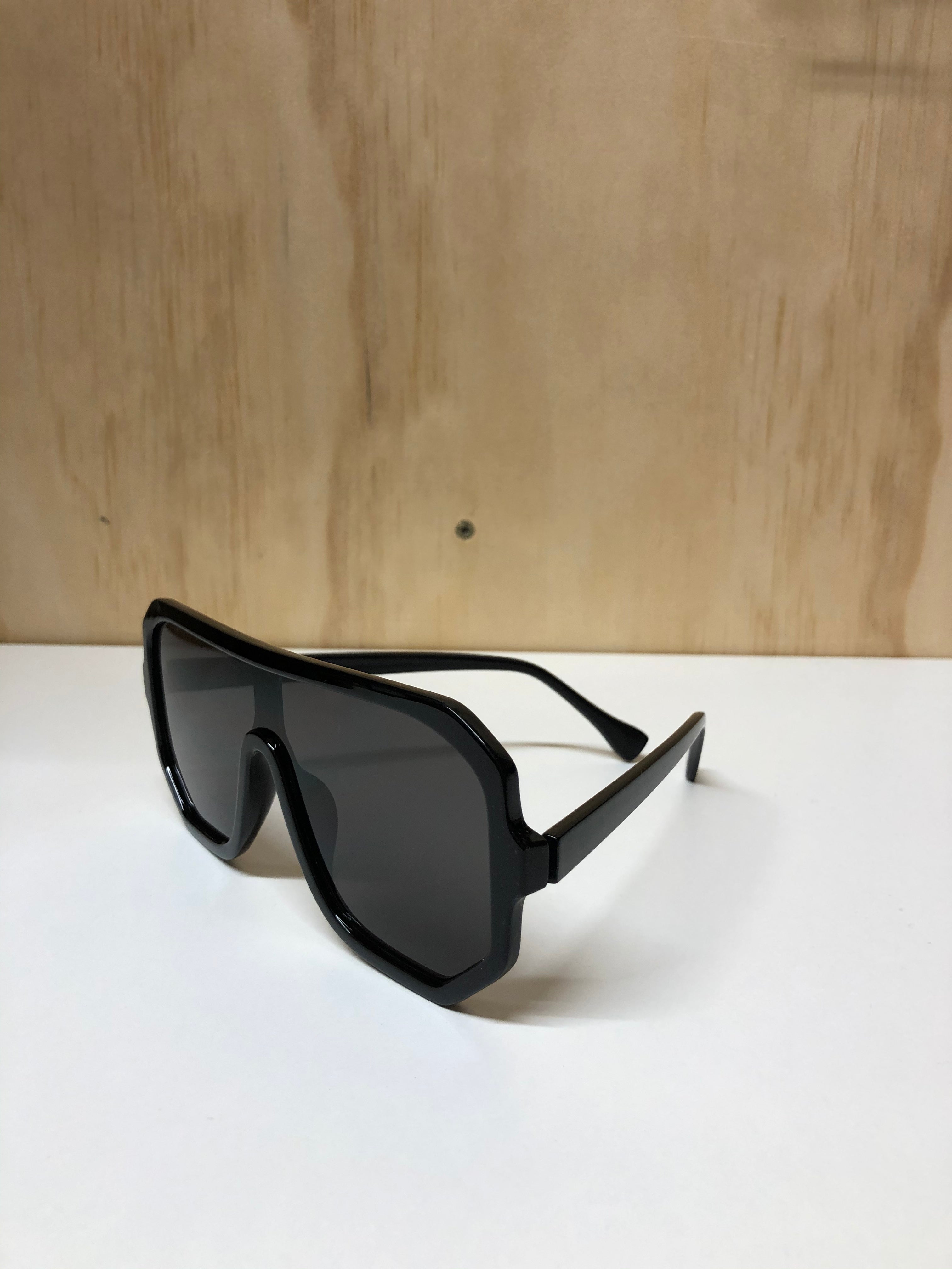 Tinkup Sunnies Geo square shape big frame