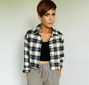 Plaid crop shacket