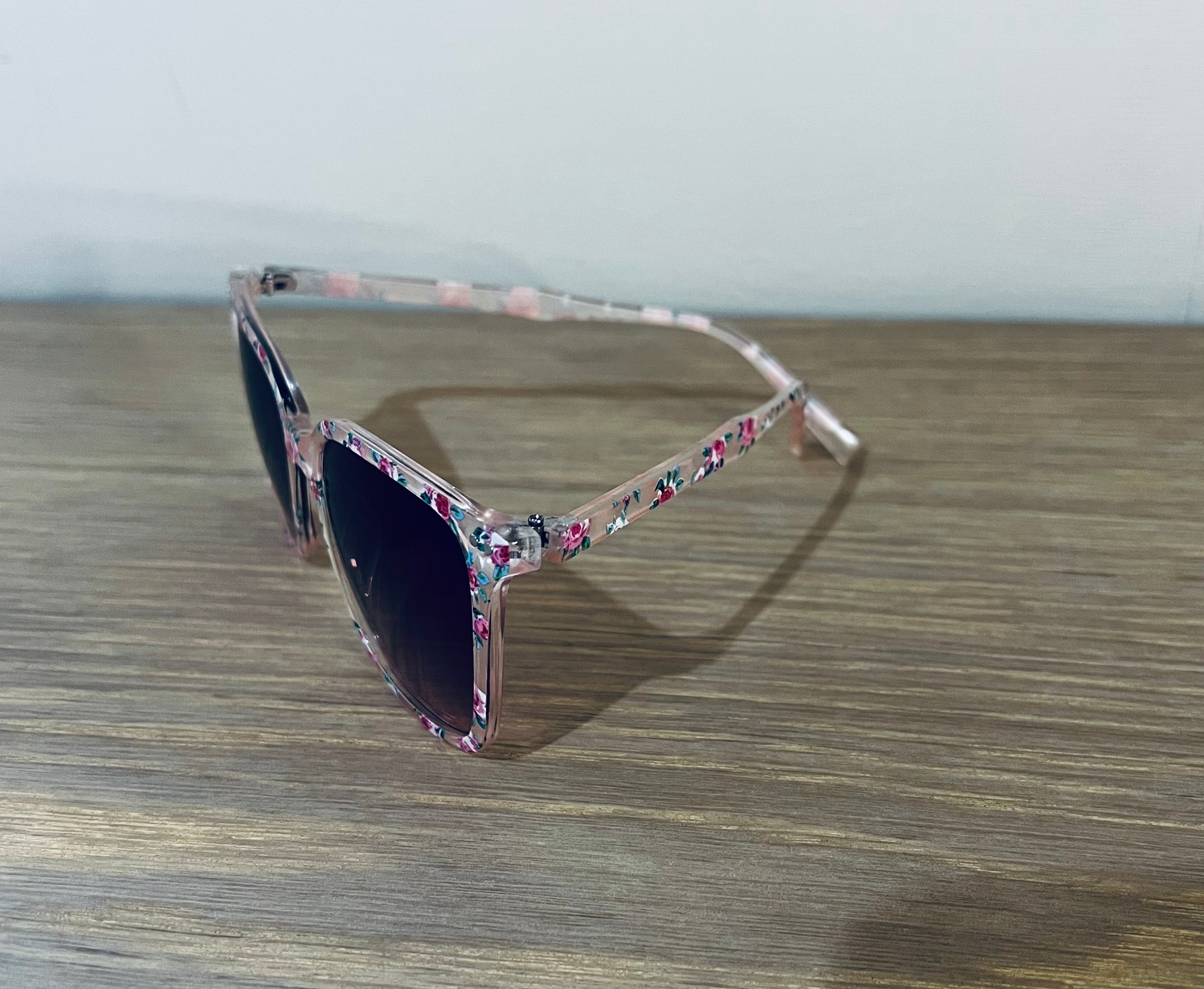 Ditsy floral frame sunnies