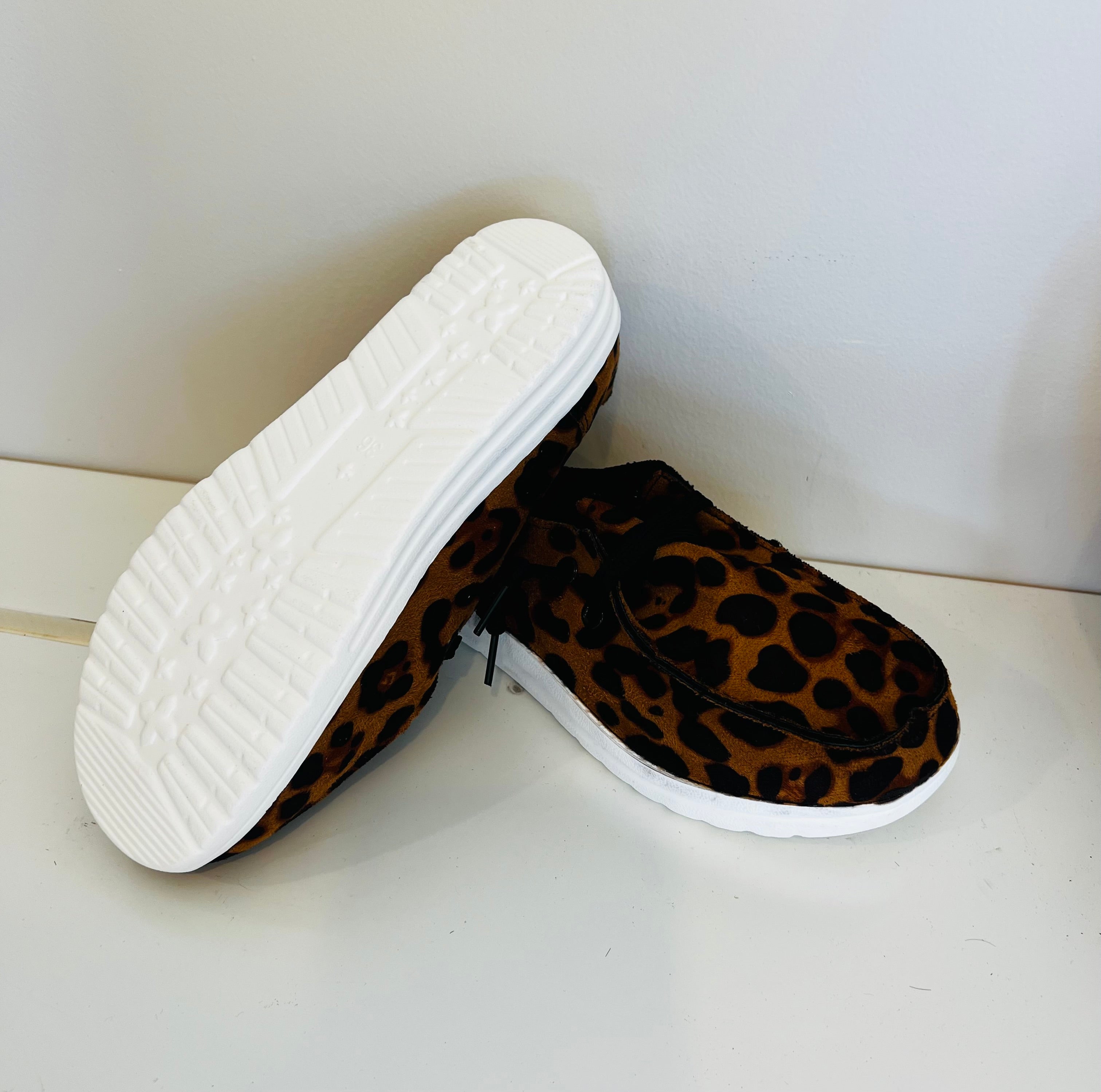 Leopard print best sale casual shoes