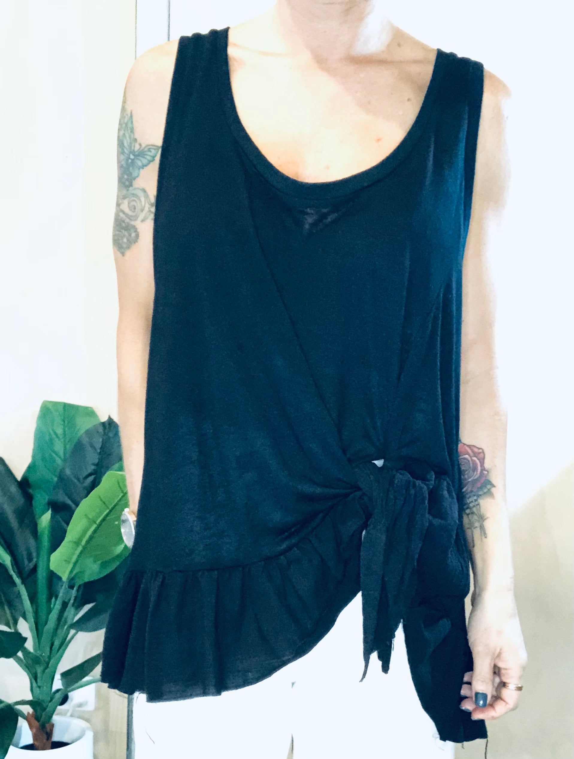 Black raw edge tie front top