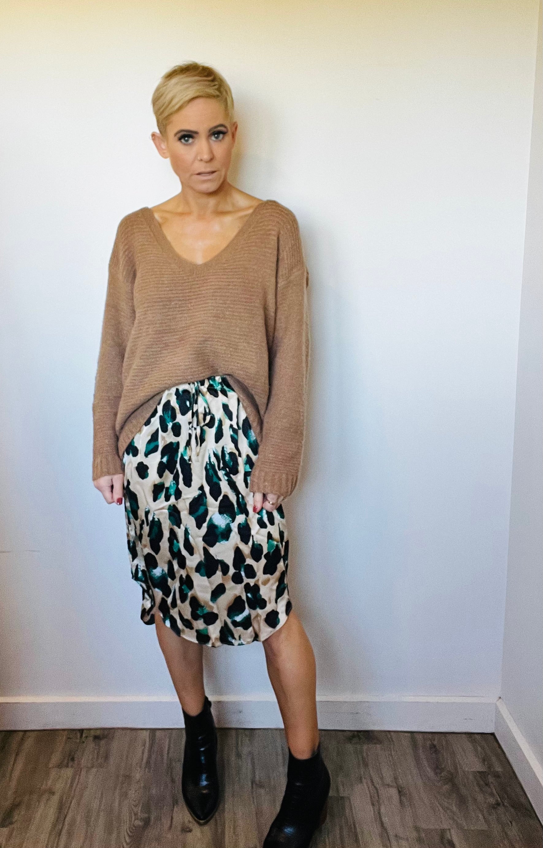 Leopard print hi low skirt